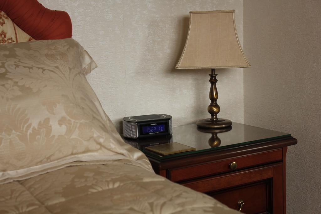 Pineview Guesthouse Poole Eksteriør bilde